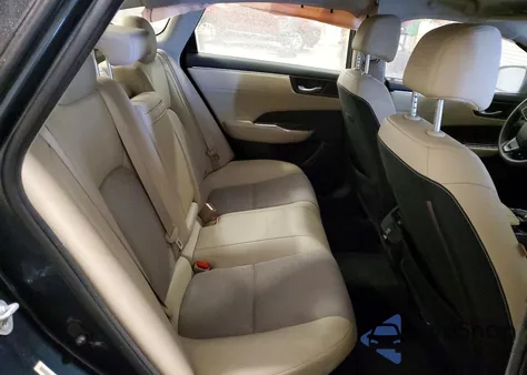 2018 Honda Clarity z USA, uszkodzony, nr VIN JHMZC5F19JC012965